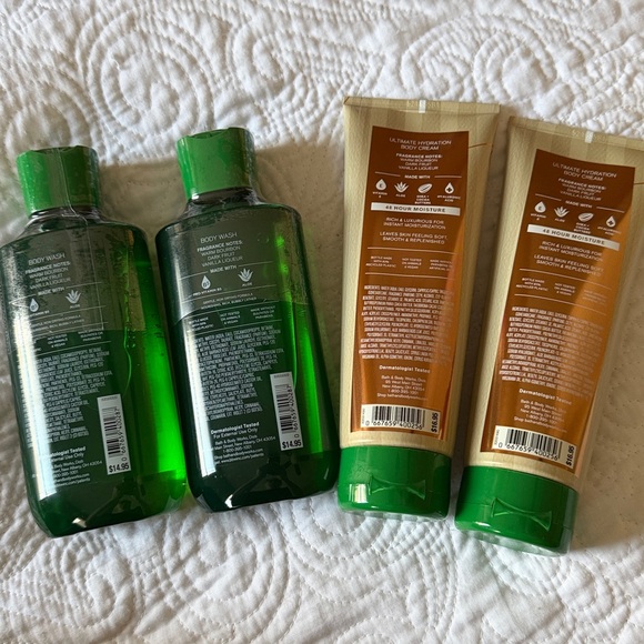 Bath & Body Works Cozy Vanilla Bourbon Collection - Picture 2 of 4